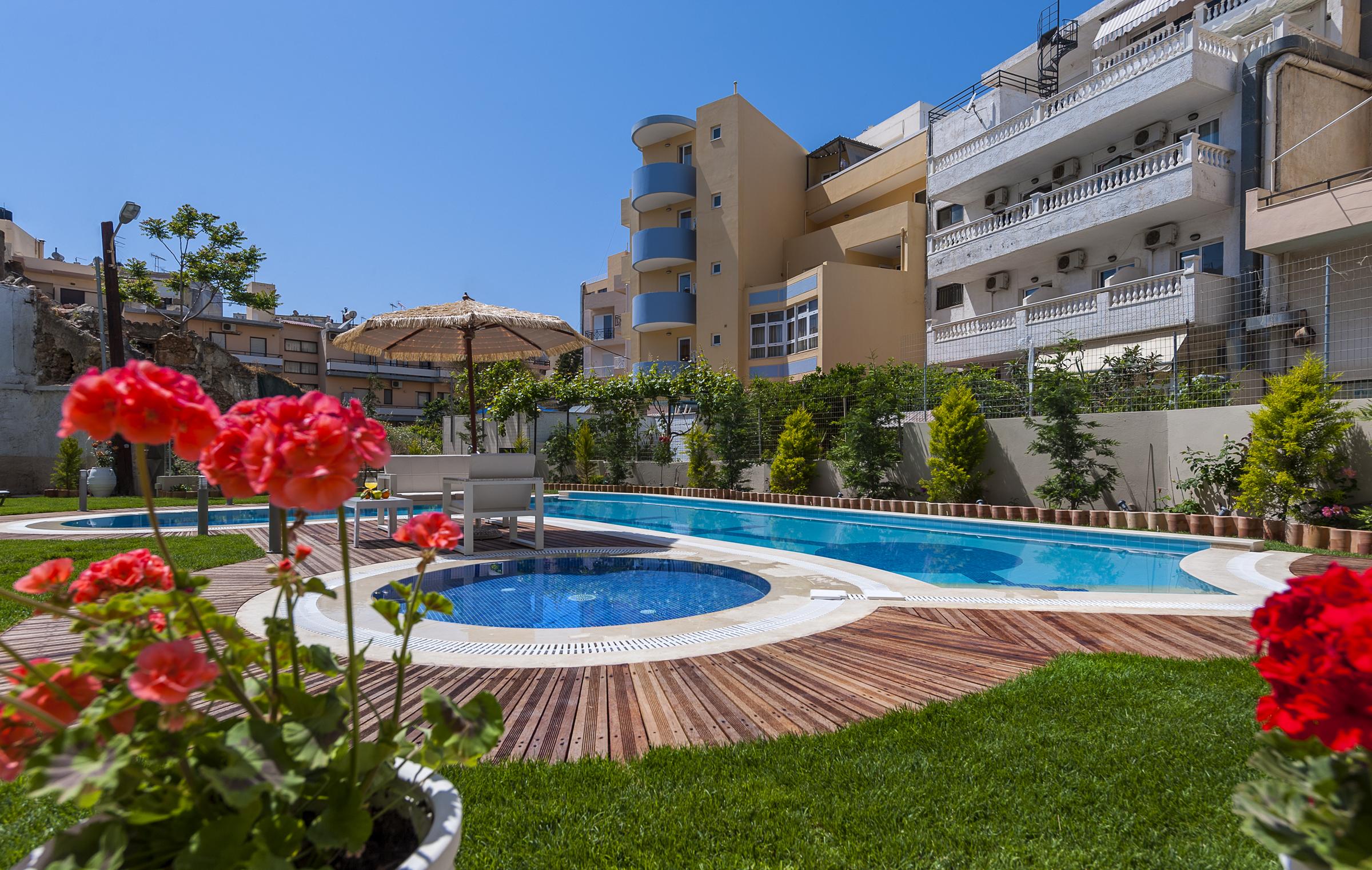 Leonidas Hotel & Apartments Rethymno Exteriör bild